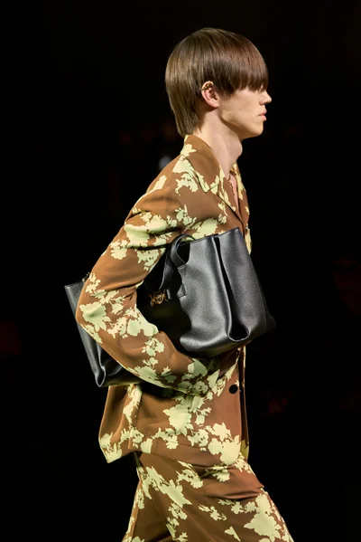 Look 8